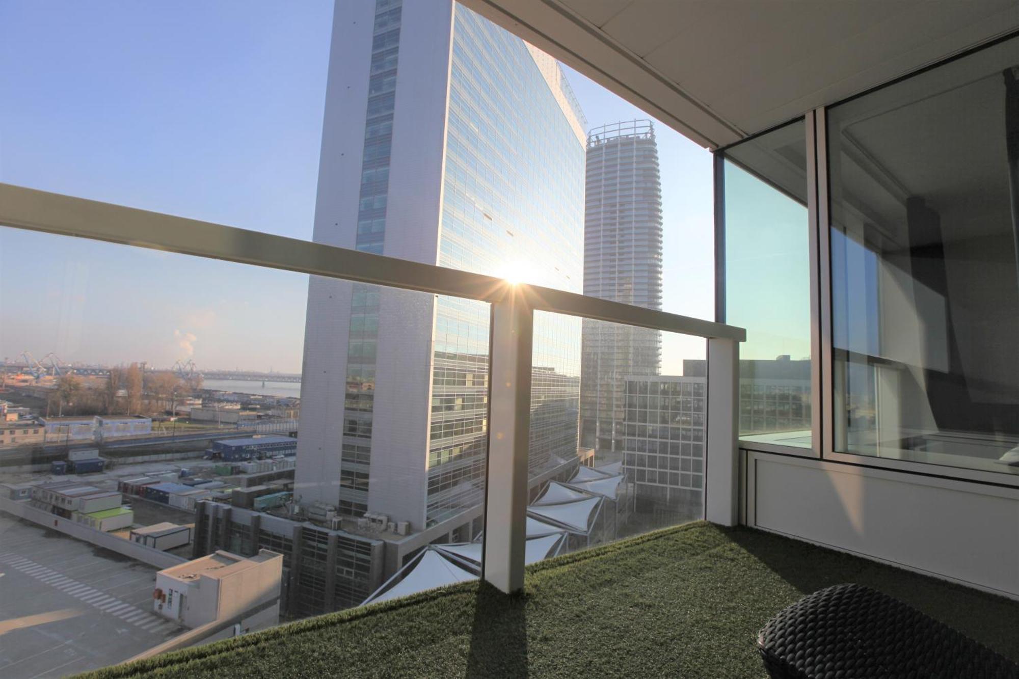 Sag Panorama View 2 Rooms Free Parking Free Wifi Братислава Екстериор снимка