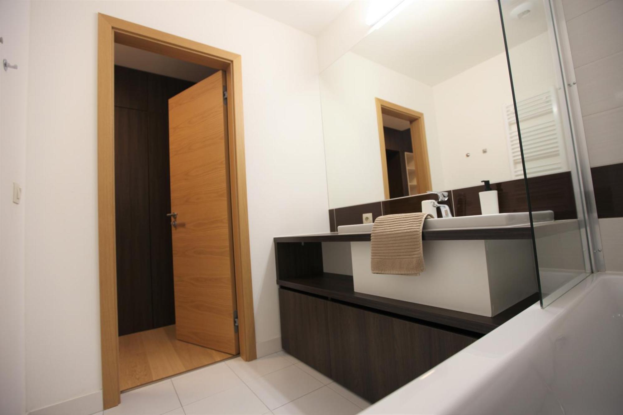 Sag Panorama View 2 Rooms Free Parking Free Wifi Братислава Екстериор снимка